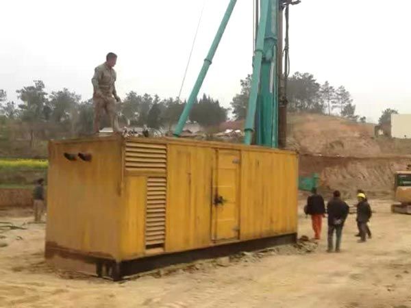 翰林镇如何判断水冷式机油散热器密封件是否需要更换？